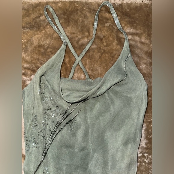 Anopia Collezioni – 100% Silk Embroidered Evening Gown - Picture 2 of 9